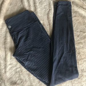 EUC black and white striped LuluLemon leggings